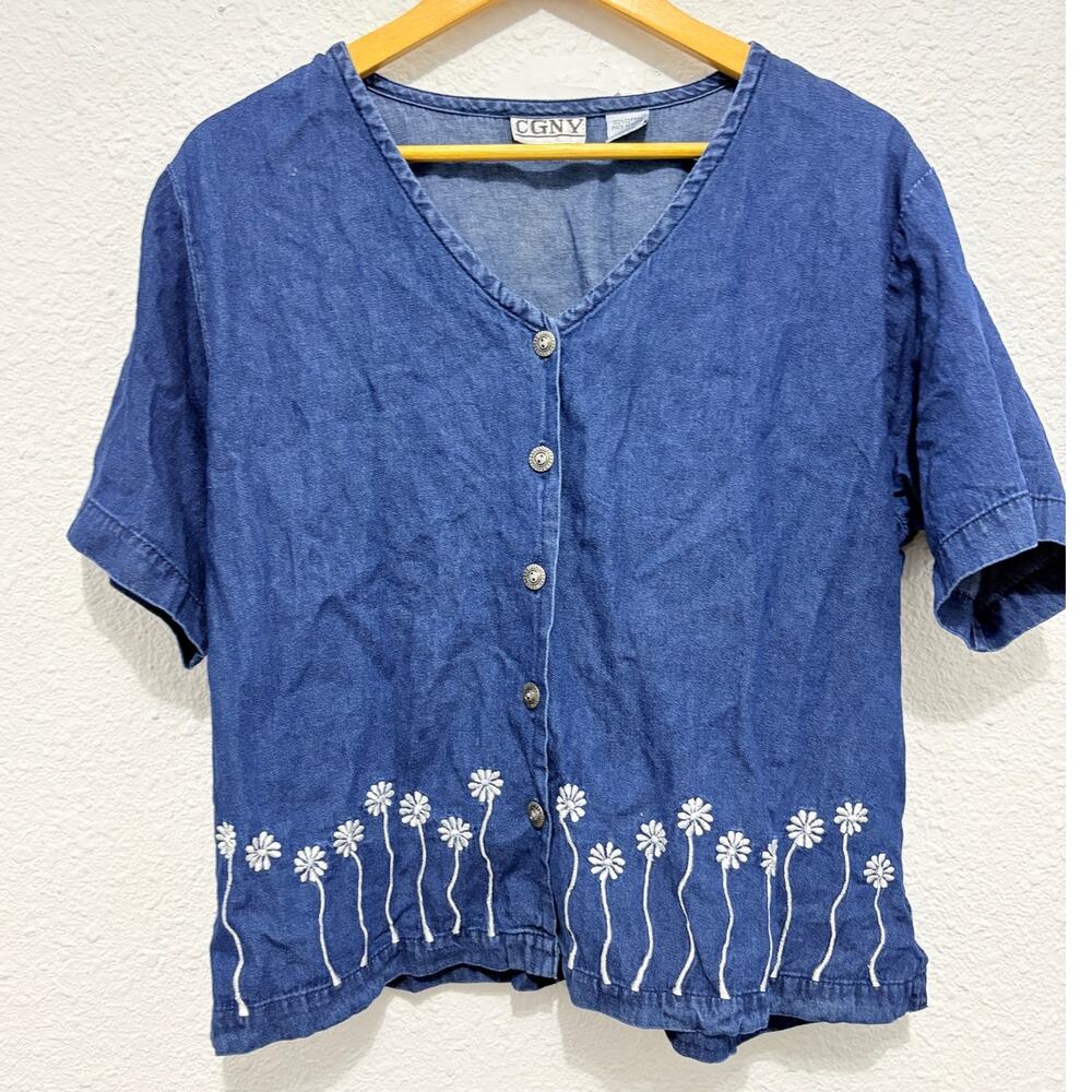 Vintage 90s Denim Shirt Floral Embroidery Fairy Cottage Button Up Boho Hippie